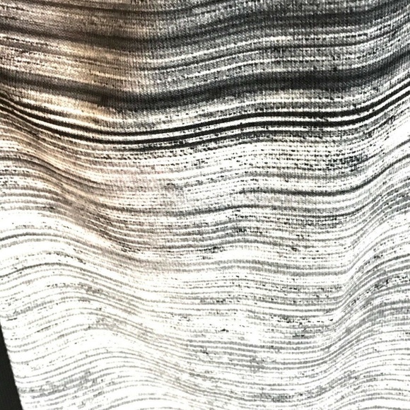 Worthington Top Blouse Size Medium Black‎ Gray - Picture 6 of 8